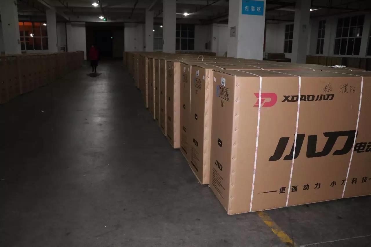 專業(yè)生產(chǎn)PVC護套、銅排、鋁排、新能源電池銅/鋁軟連接-人禾電子